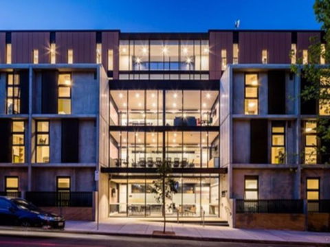 Abercombie Student Accommodation (Summer) - Tourism Noosa 1