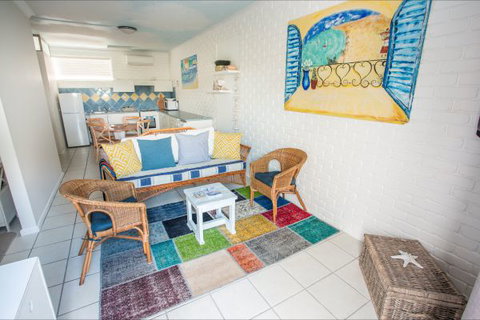 Arlingtons Accommodation - Tourism Noosa 9