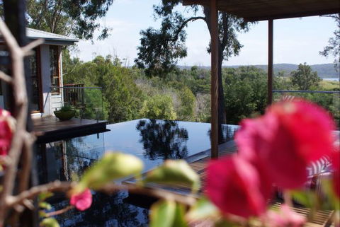Murrah Luxury Holiday Accommodation - Tourism Noosa 0