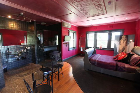 Oakdene Vineyards Guesthouse - Tourism Noosa 0