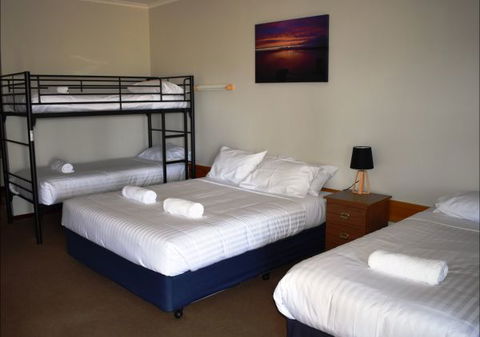 Port Albert Motel - Tourism Noosa 6