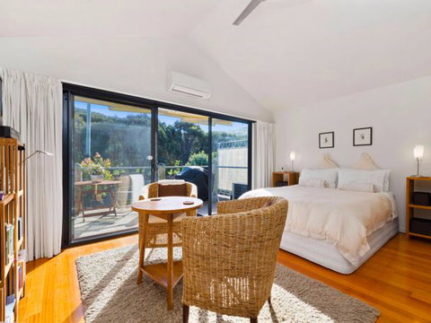 Stephanie's At Onion Bay - Tourism Noosa 5