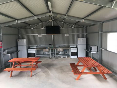 Waikerie Holiday Park - Tourism Noosa 2