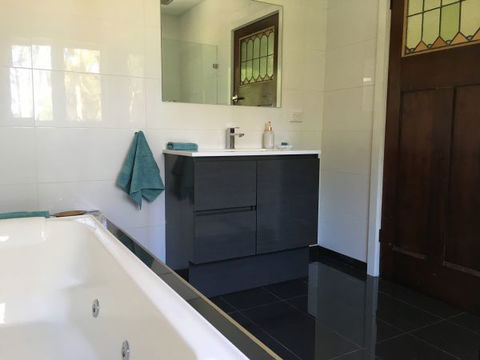 Woodland Mirth Holiday Retreat - Tourism Noosa 5