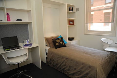 Yarra House - Tourism Noosa 1