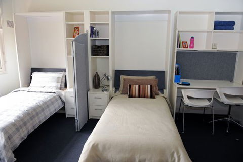 Yarra House - Tourism Noosa 2