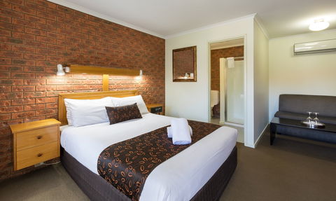 Advance Motel - Tourism Noosa 3