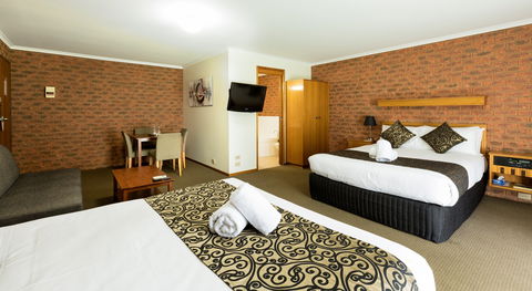 Advance Motel - Tourism Noosa 4
