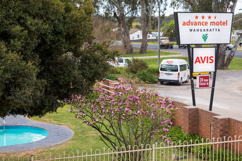 Advance Motel - Tourism Noosa 9