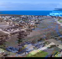 Arura Group Stays and Function Centre - Tourism Noosa