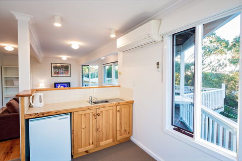 Eagle Heights - Tourism Noosa 6