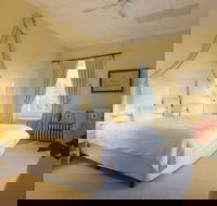Faversham House - Tourism Noosa