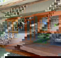 Fig Tree Retro Studio - Tourism Noosa