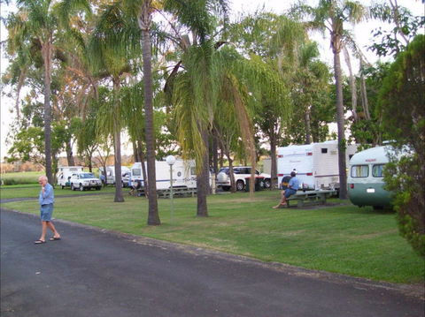 Glenwood Tourist Park And Motel - Tourism Noosa 3
