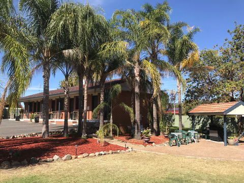 Kootingal Landview Motel - Tourism Noosa 0