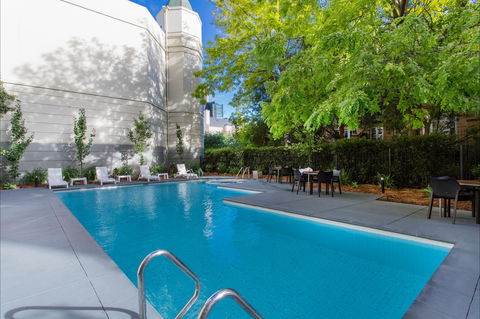 Mantra On Jolimont - Tourism Noosa 7