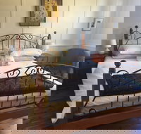 Minnie's Yass - Tourism Noosa