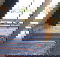 Red Cedars Motel - Tourism Noosa