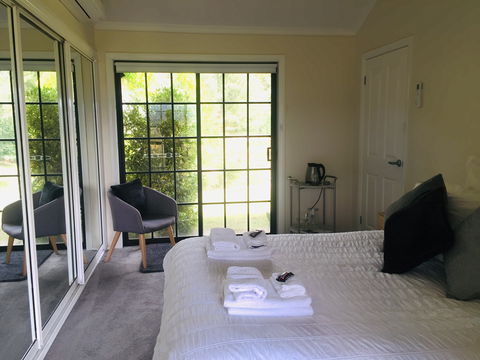 Rosewhite House BnB - Tourism Noosa 5
