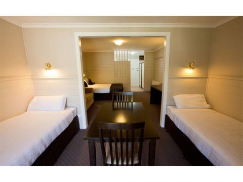 Snowy Mountains Resort - Tourism Noosa 6