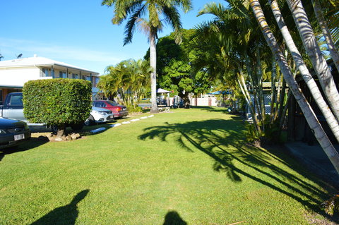The Rover Holiday Units/Motel - Tourism Noosa 7