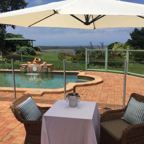 Tilba Lake House - Tourism Noosa 2