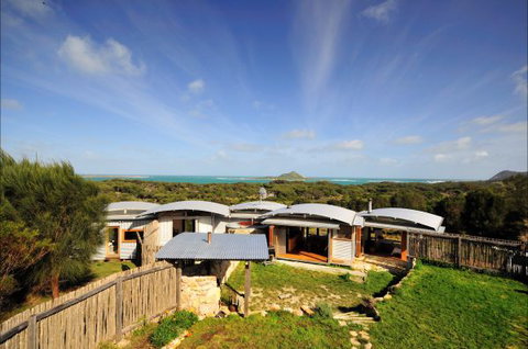 West End Beach House - Tourism Noosa 2