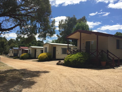 Acacia Caravan Park And Holiday Units - Tourism Noosa 0