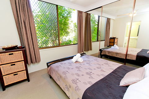 Aussie Resort - Tourism Noosa 3