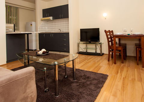 Canberra Short Term And Holiday Accommodation - Tourism Noosa 6