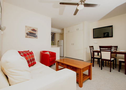 Canberra Short Term And Holiday Accommodation - Tourism Noosa 8