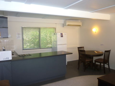 Canberra Short Term And Holiday Accommodation - Tourism Noosa 9