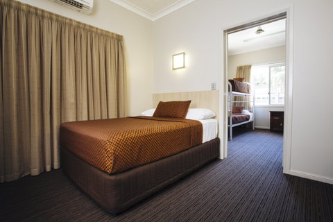 City Oasis Inn - Tourism Noosa 1