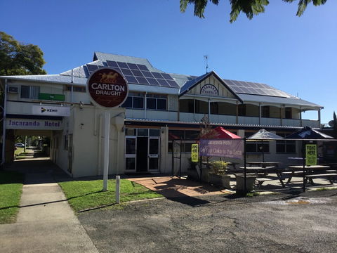 Jacaranda Hotel - Tourism Noosa 0