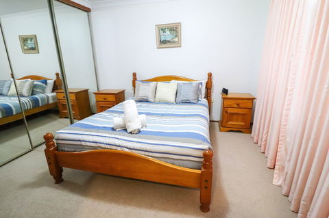 Kingfisher Lakehouse - Tourism Noosa 2