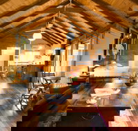 Mavis's Kitchen and Cabins - Tourism Noosa