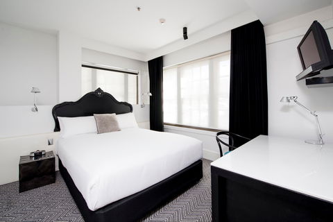 Peppers Gallery Hotel - Tourism Noosa 2