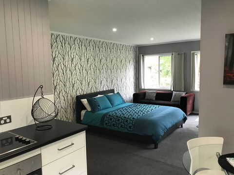 Ravenscroft Cottage - Tourism Noosa 0