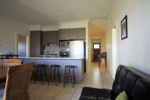 Shamore Apartments - Eleventh Street Mildura - Tourism Noosa 3