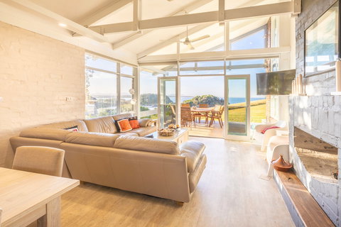 The View In Scotts Head - Tourism Noosa 2