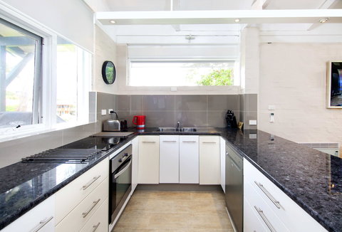 The View In Scotts Head - Tourism Noosa 6