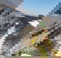 University of Canberra Village - Tourism Noosa