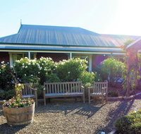 Bed  Breakfast at Tiffanys - Tourism Noosa