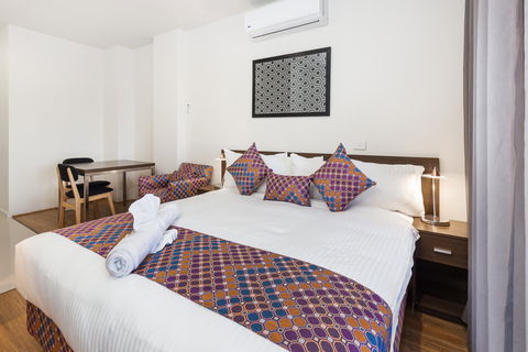 City Edge Dandenong Apartment Hotel - Tourism Noosa 1