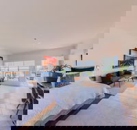 COAST Motel  Apartments - Tourism Noosa