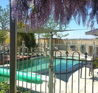 Must Love Dogs BB and Self-Contained Cottage - Tourism Noosa