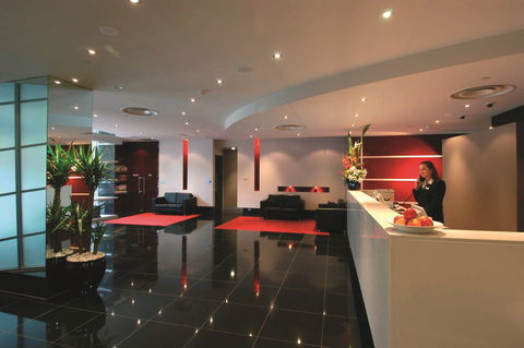Oaks Adelaide Horizons Suites - Tourism Noosa 2