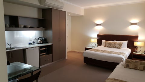 Quality Suites Fremantle - Tourism Noosa 2