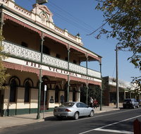 Victoria Hotel Accommodation - Tourism Noosa