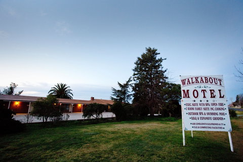 Walkabout Motel - Tourism Noosa 0